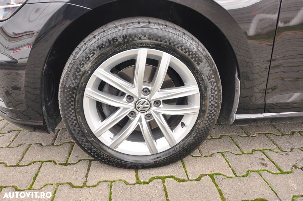 Volkswagen Golf 2.0 BlueTDI DSG Comfortline - 10