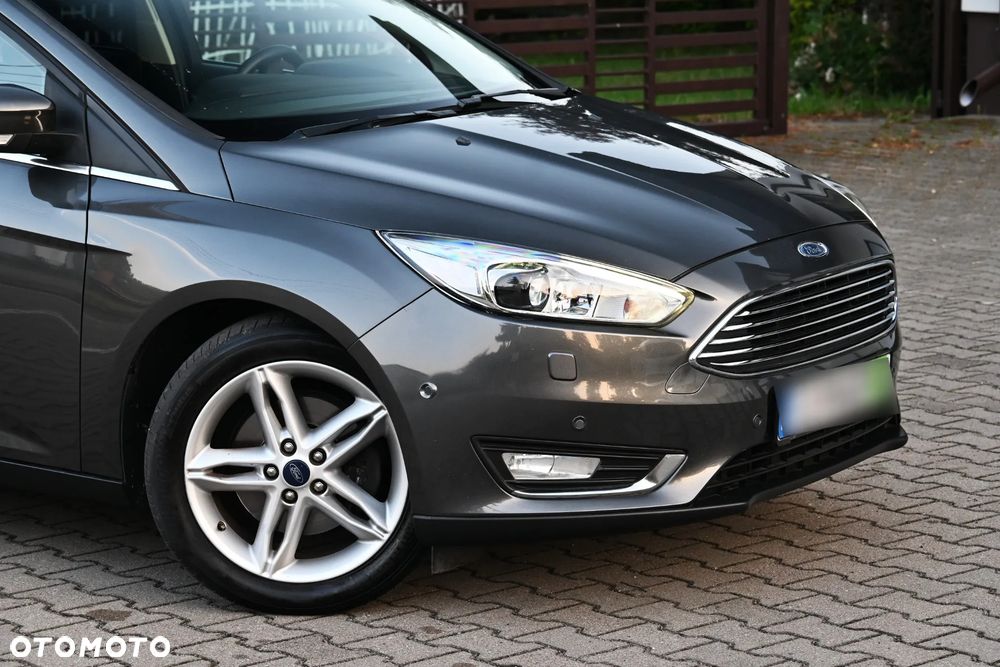Ford Focus 1.5 EcoBoost Titanium - 9