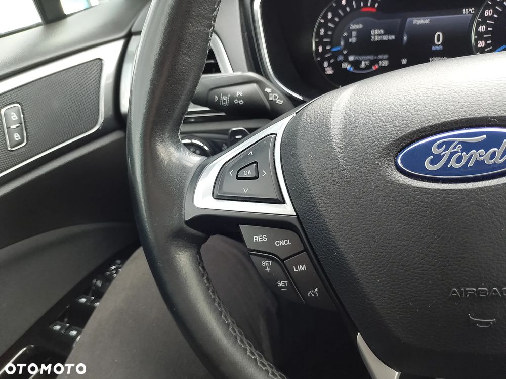Ford Mondeo 2.0 EcoBlue Titanium - 23