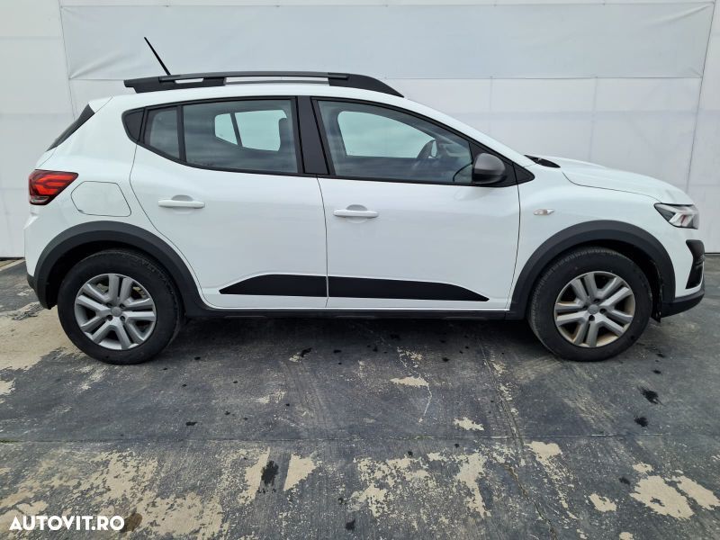 Dacia Sandero - 4