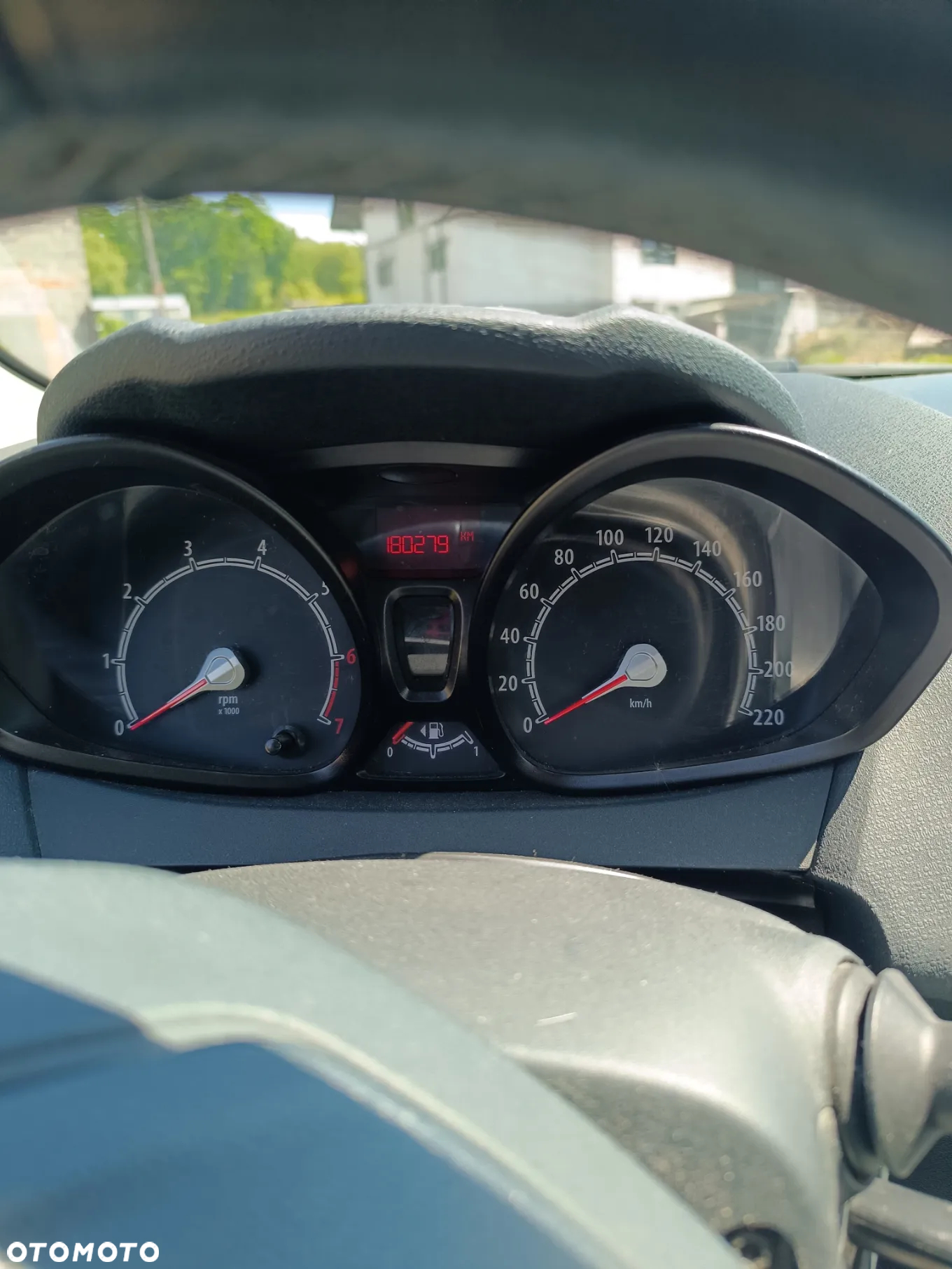 Ford Fiesta 1.25 Gold X - 8