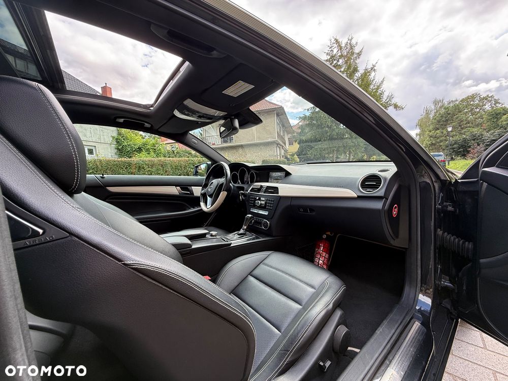 Mercedes-Benz Klasa C 250 (BlueEFFICIENCY) 7G-TRONIC - 15