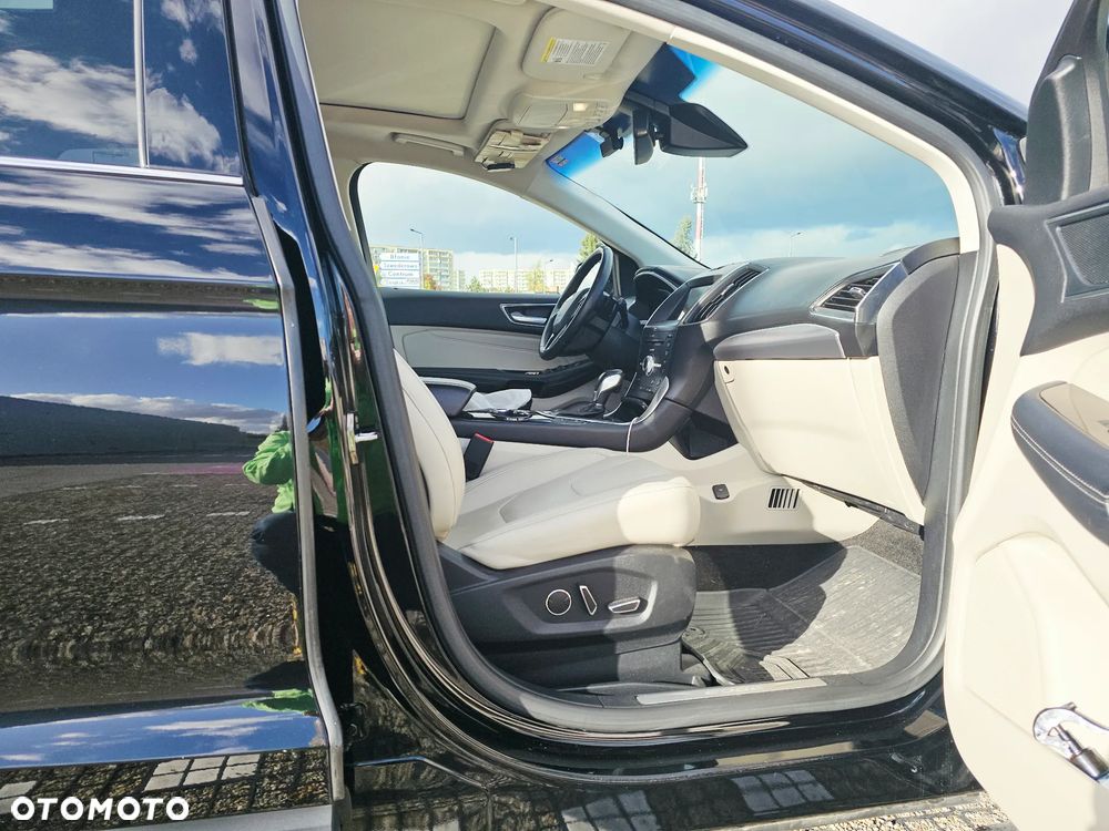 Ford Edge - 8
