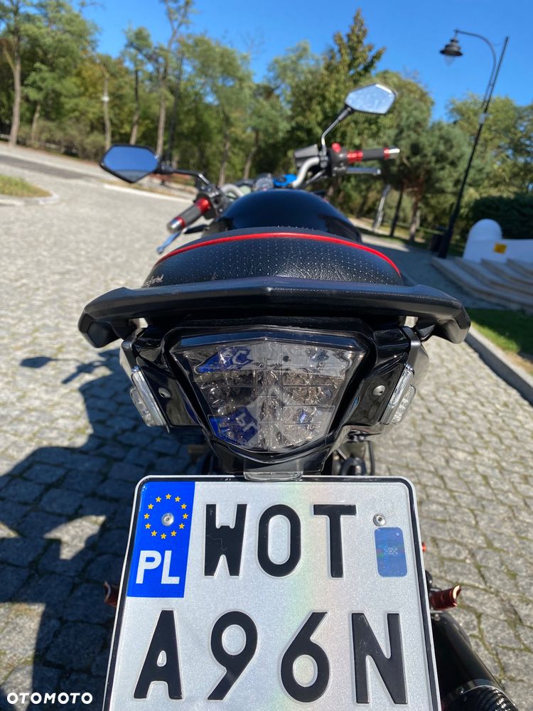 Yamaha XJ - 7