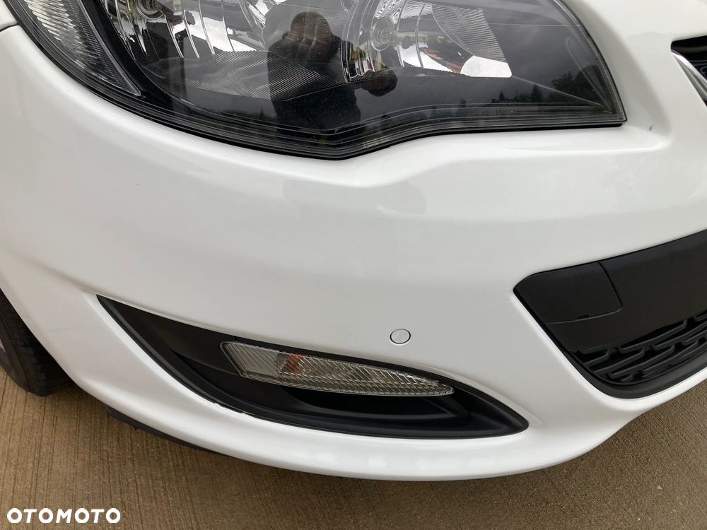 Opel Astra 1.4 Turbo 150 Jahre - 14