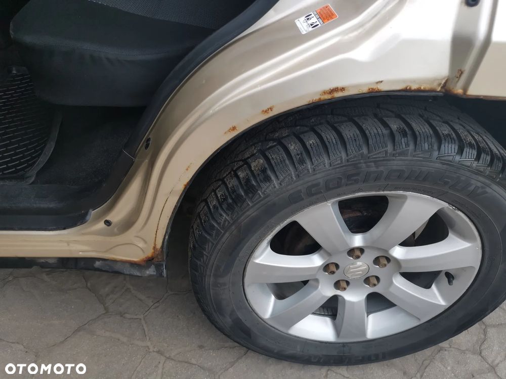 Suzuki Grand Vitara 2.0 De luxe - 8