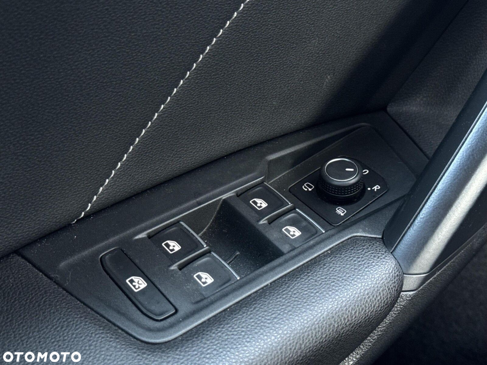 Volkswagen Tiguan - 19