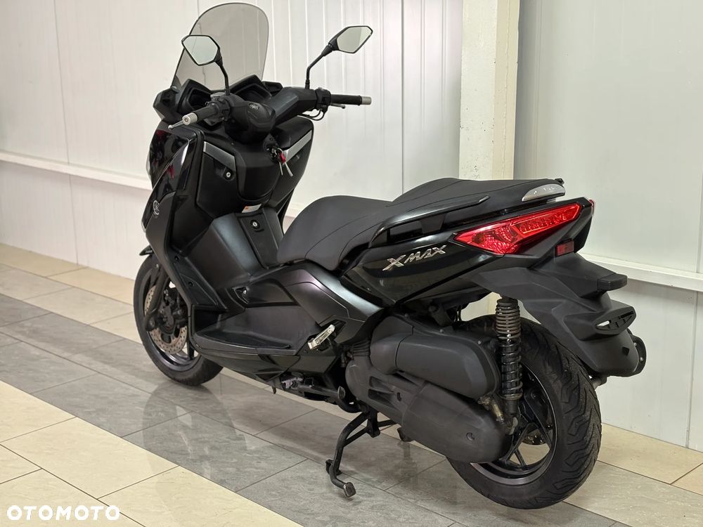 Yamaha X-max - 3