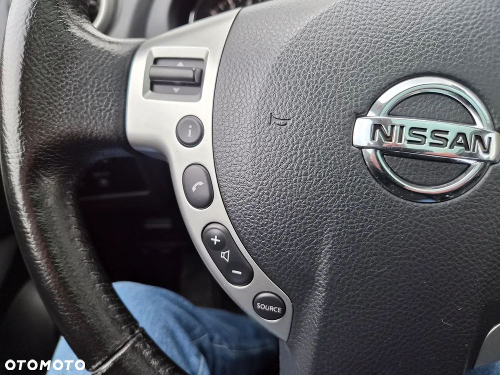 Nissan Qashqai+2 2.0 visia - 17