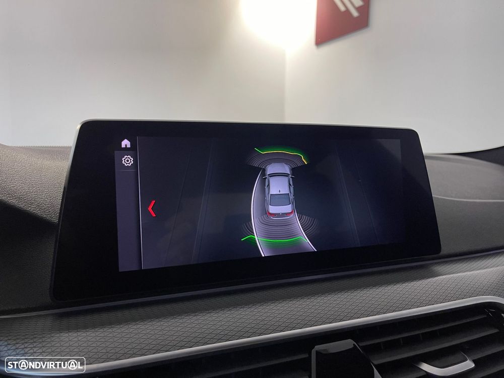 BMW 530 e iPerformance Pack M - 24