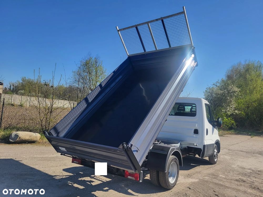 Iveco Daily 35C13 2.3 130 KM 2015r Wywrotka Kiper Wywrot NOWY Nowa zabudowa - 15