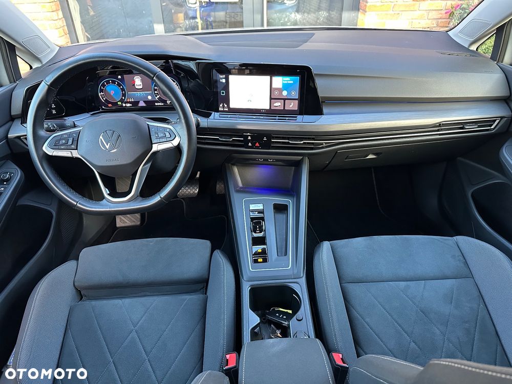 Volkswagen Golf - 26