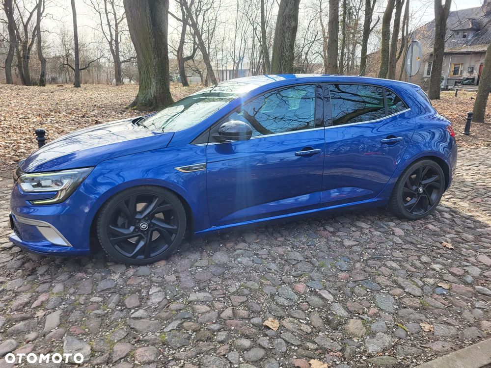Renault Megane ENERGY TCe 205 EDC GT - 14