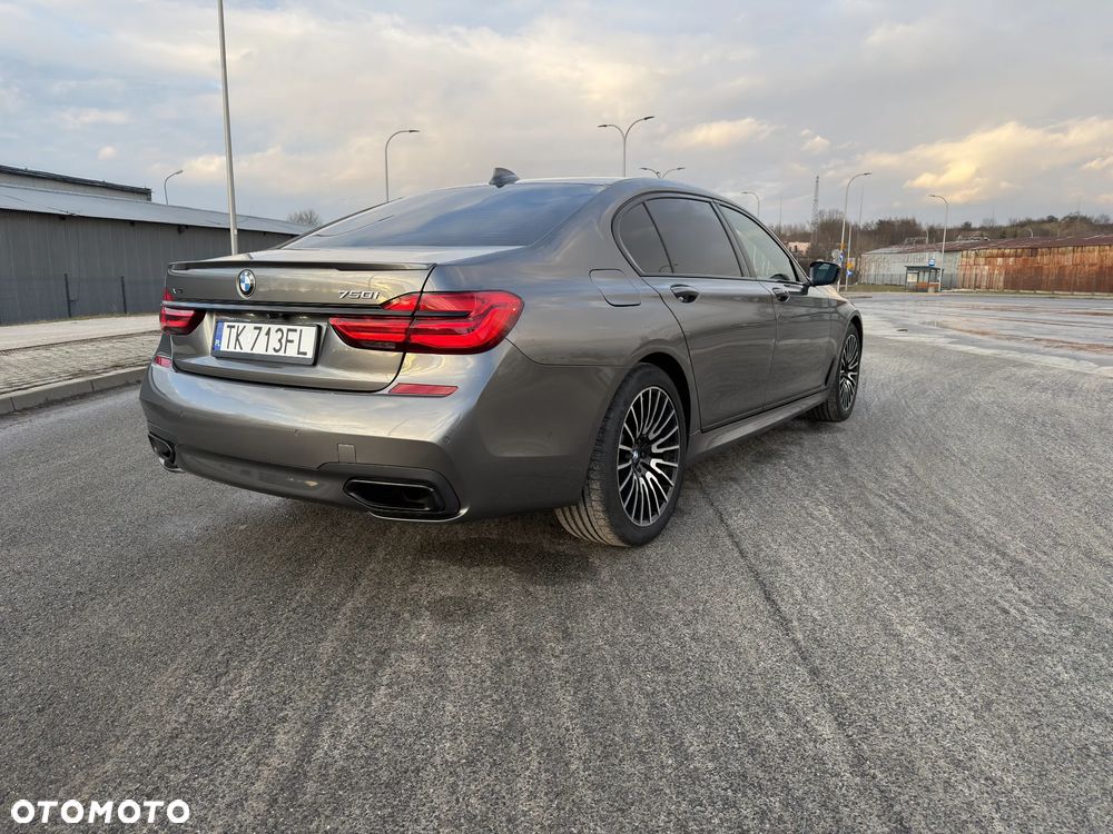 BMW Seria 7 - 7