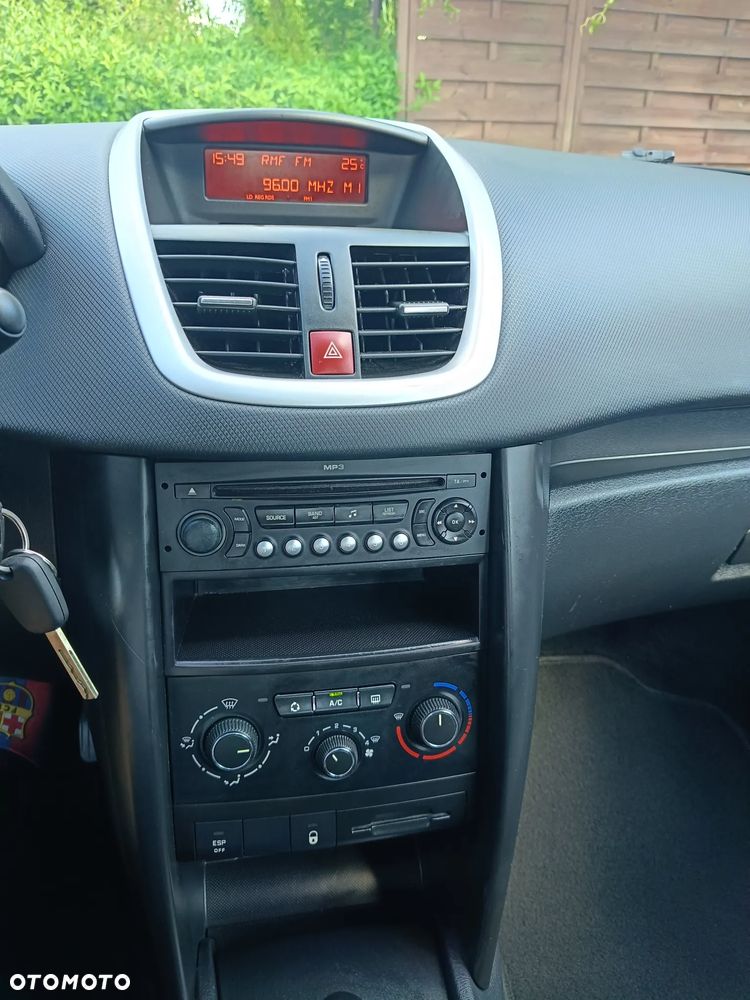 Peugeot 207 75 forever - 7