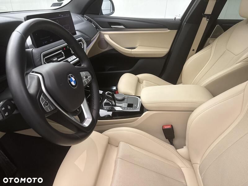 BMW X3 xDrive20i - 12
