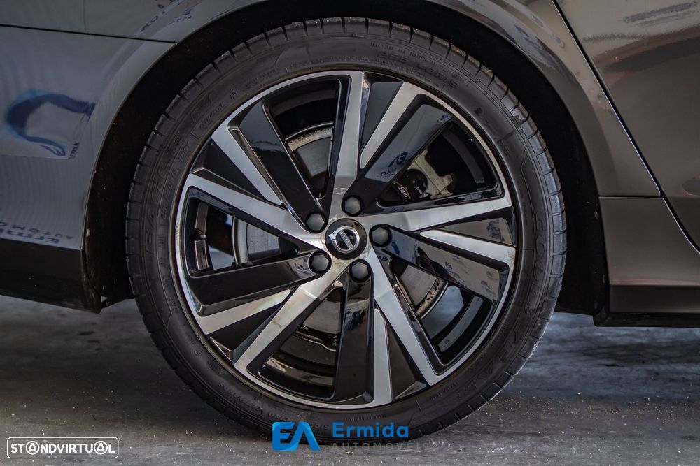 Volvo V90 2.0 T6 PHEV R-Design AWD - 16