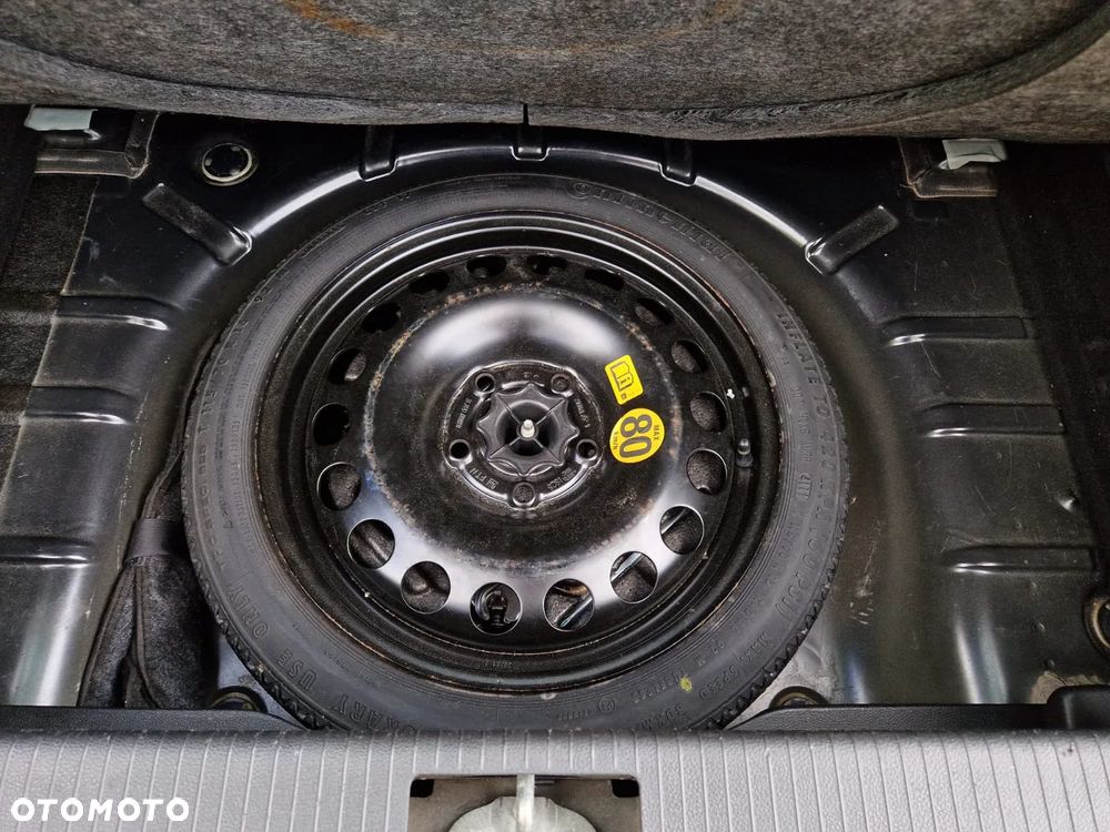 Opel Astra IV 1.7 CDTI Enjoy - 32