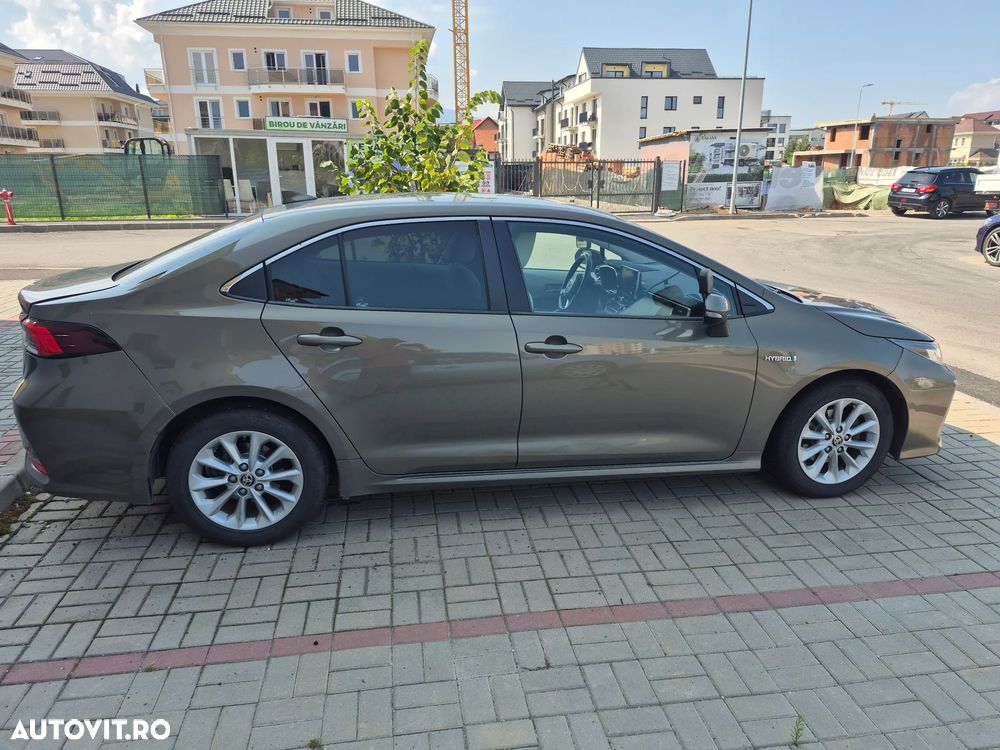 Toyota Corolla 1.8 HSD Business - 2
