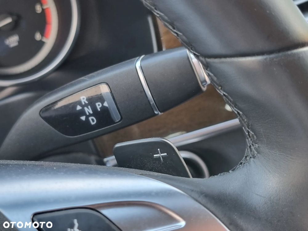 Mercedes-Benz Klasa E 200 CDI 7G-TRONIC - 39