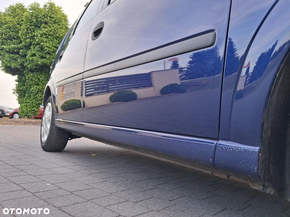 Opel Meriva 1.6 16V (Essentia) - 23