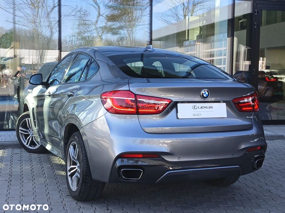 BMW X6 xDrive30d - 12