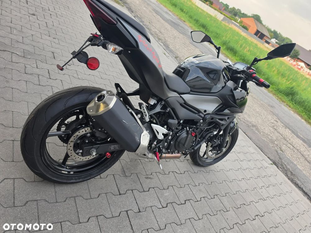 Kawasaki Z - 5