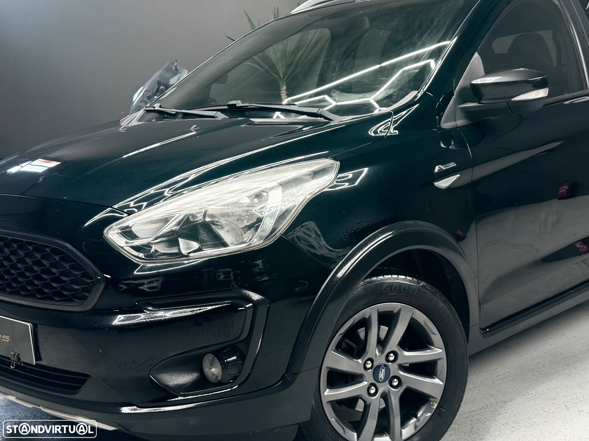 Ford KA+ 1.2 Ti-VCT Black & White Edition - 17