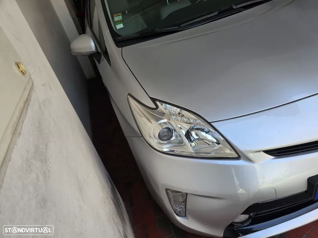 Toyota Prius 1.8 Exclusive - 4