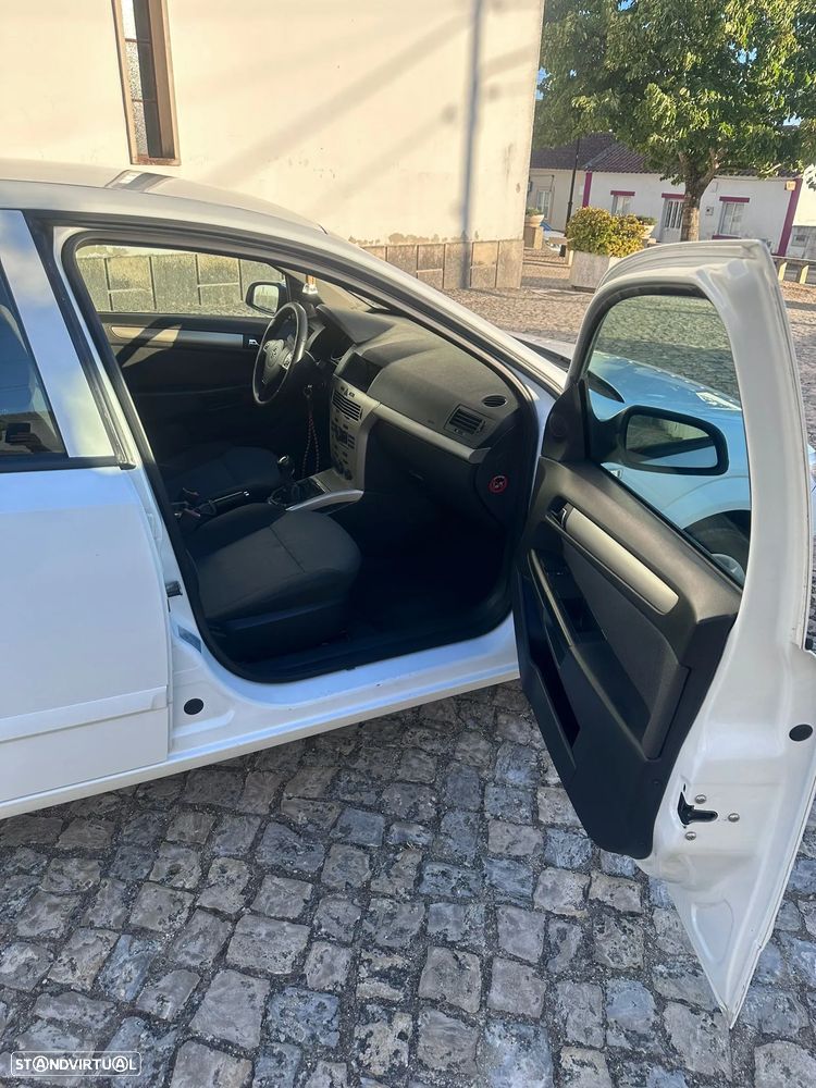 Opel Astra 1.3 CDTI Enjoy - 4