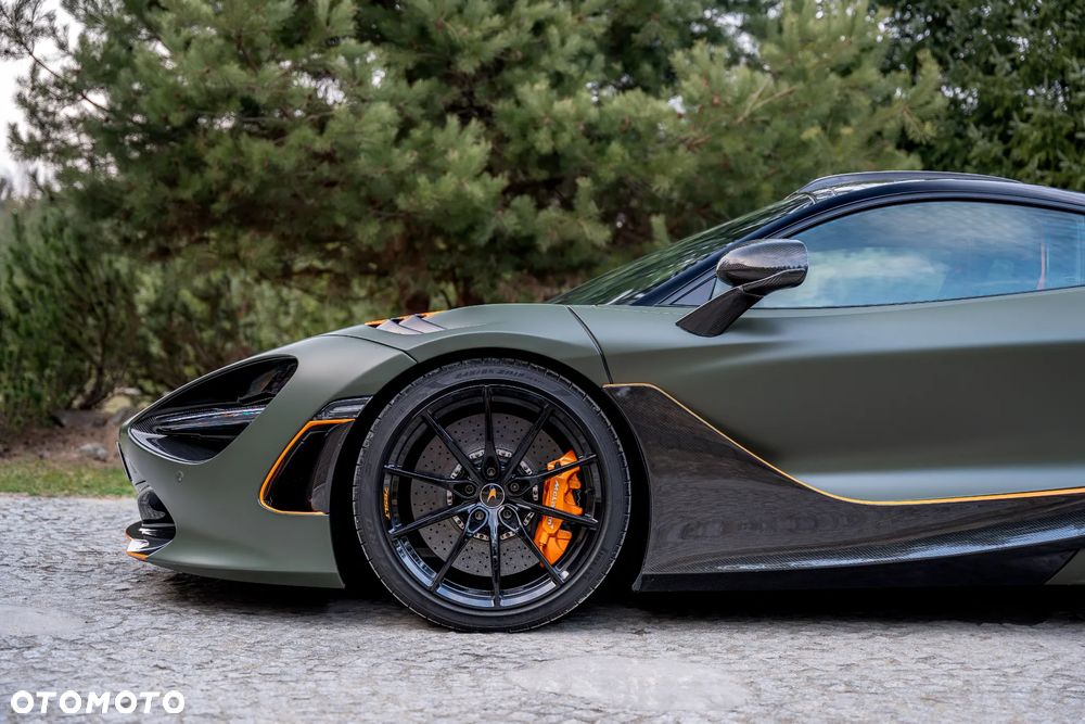 McLaren 720S Coupe - 14