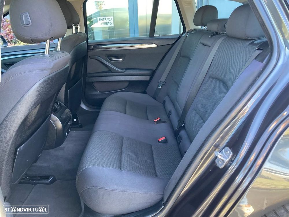 BMW 520 d Line Modern - 30