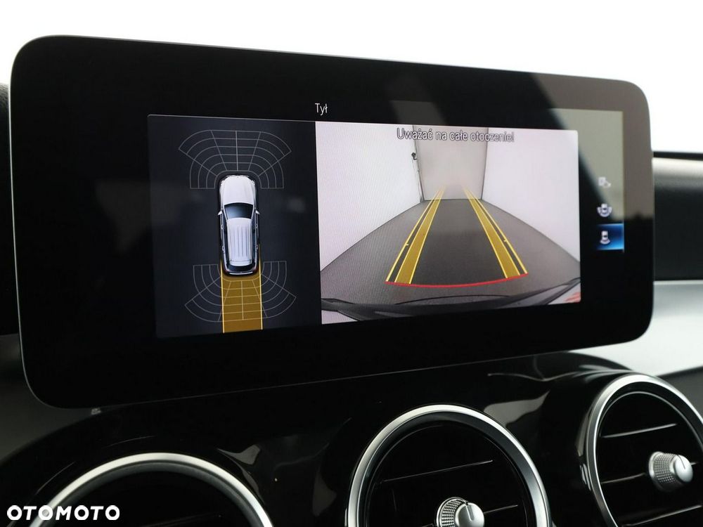 Mercedes-Benz GLC 220 d 4Matic 9G-TRONIC - 26