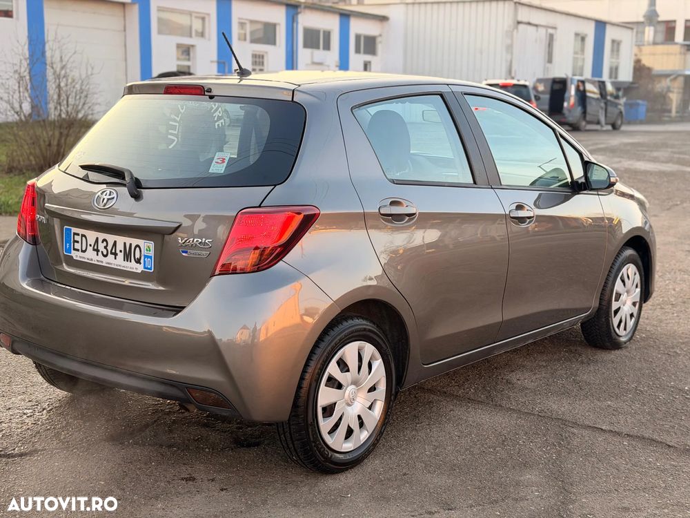 Toyota Yaris 1.33 VVT-i - 3