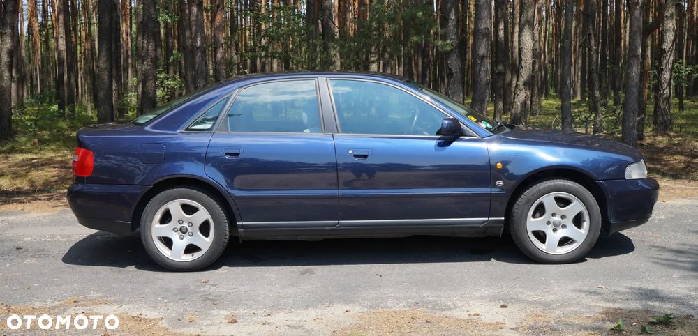 Audi A4 Limousine - 18