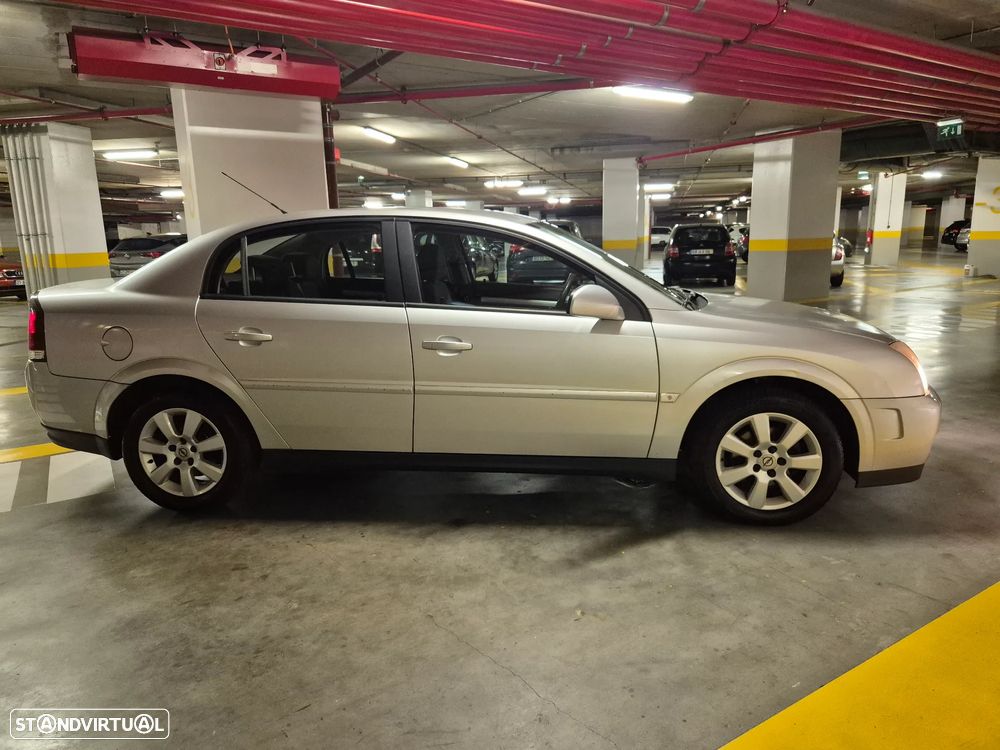 Opel Vectra 1.9 CDTi Elegance - 4