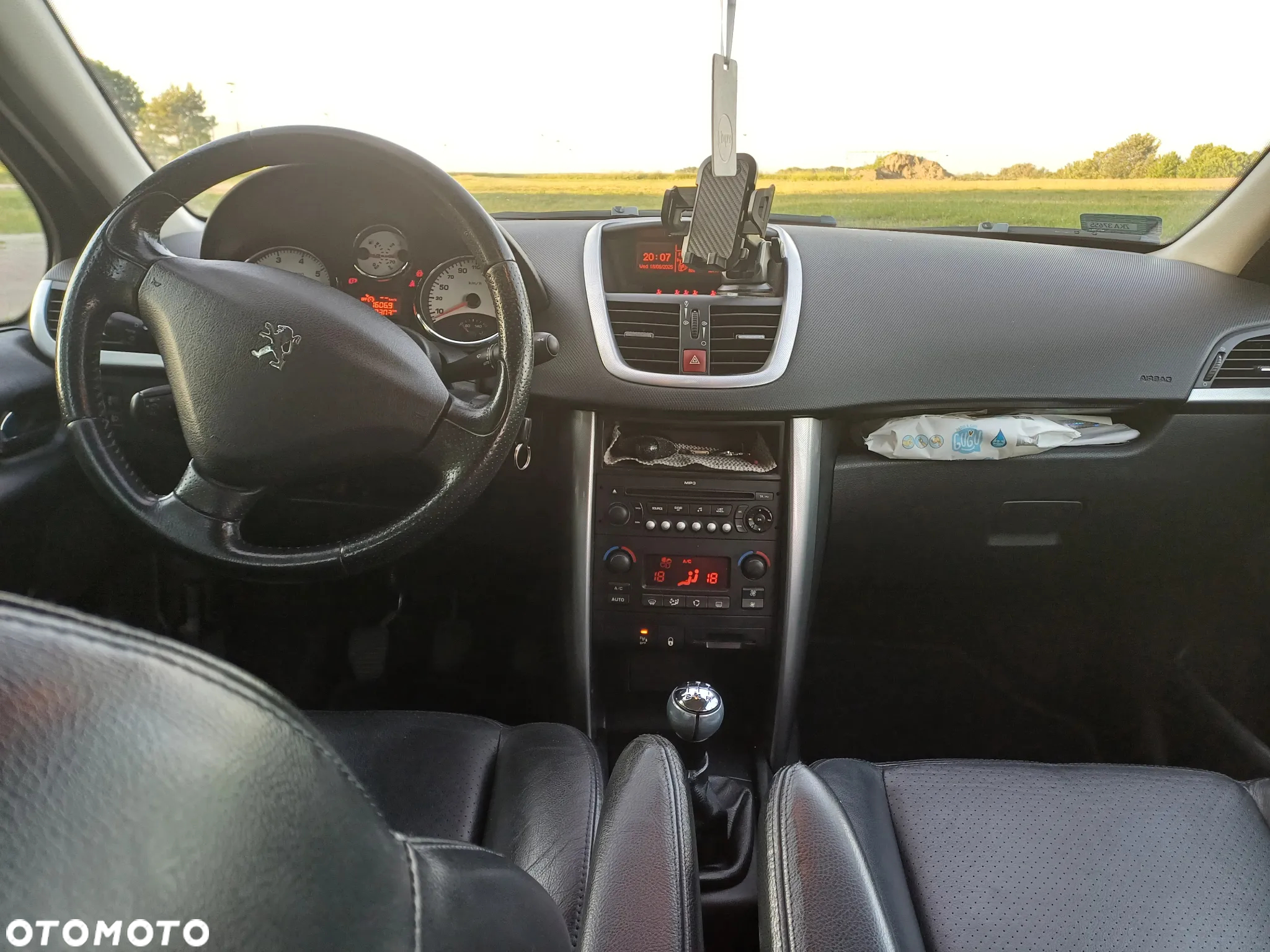 Peugeot 207 - 3