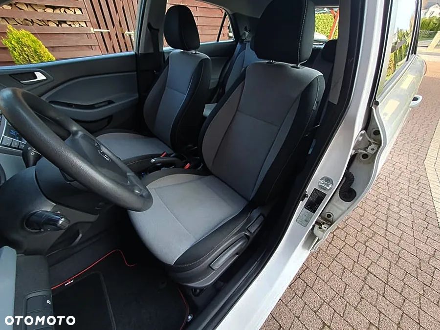Hyundai i20 - 31