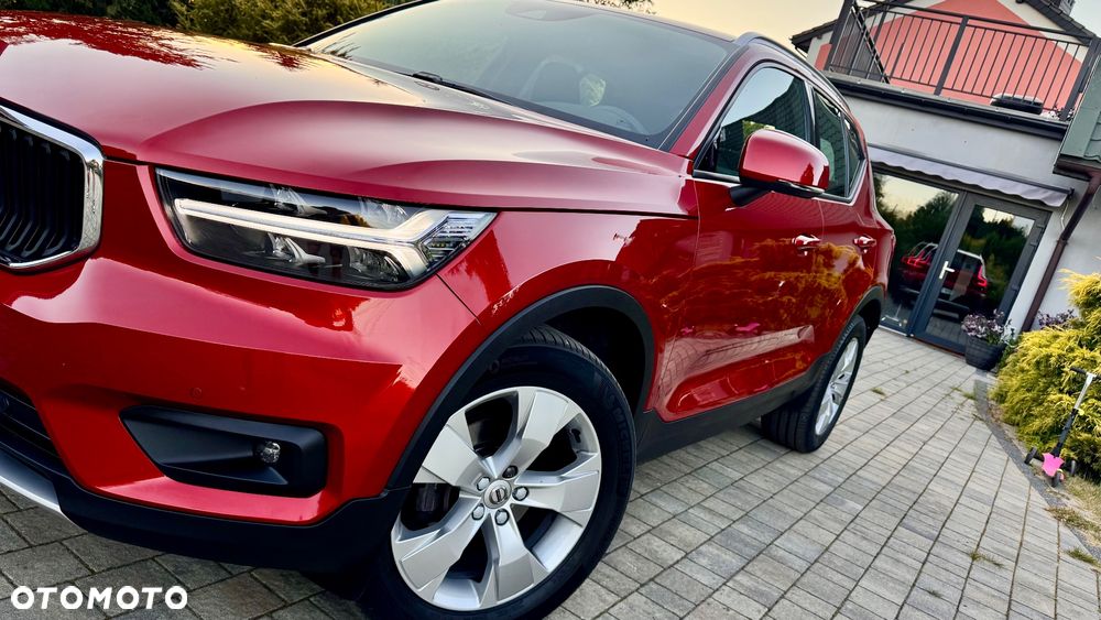 Volvo XC 40 T3 Geartronic Momentum Pro - 4