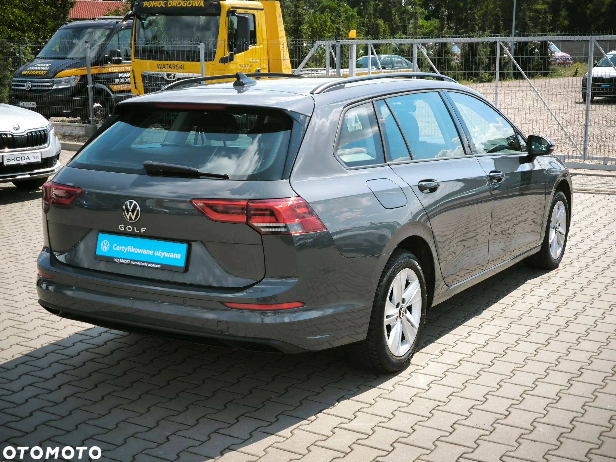 Volkswagen Golf VIII 2.0 TDI Life - 8