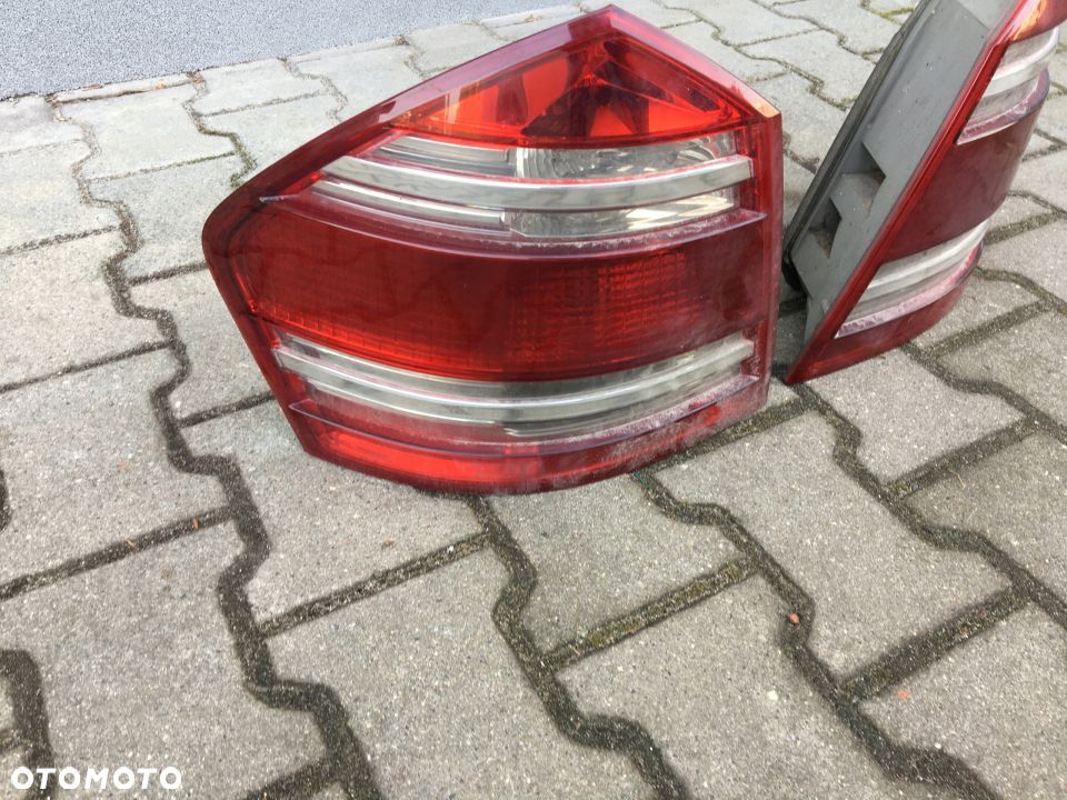 MERCEDES gl 164 lampa tylna komplet - 2