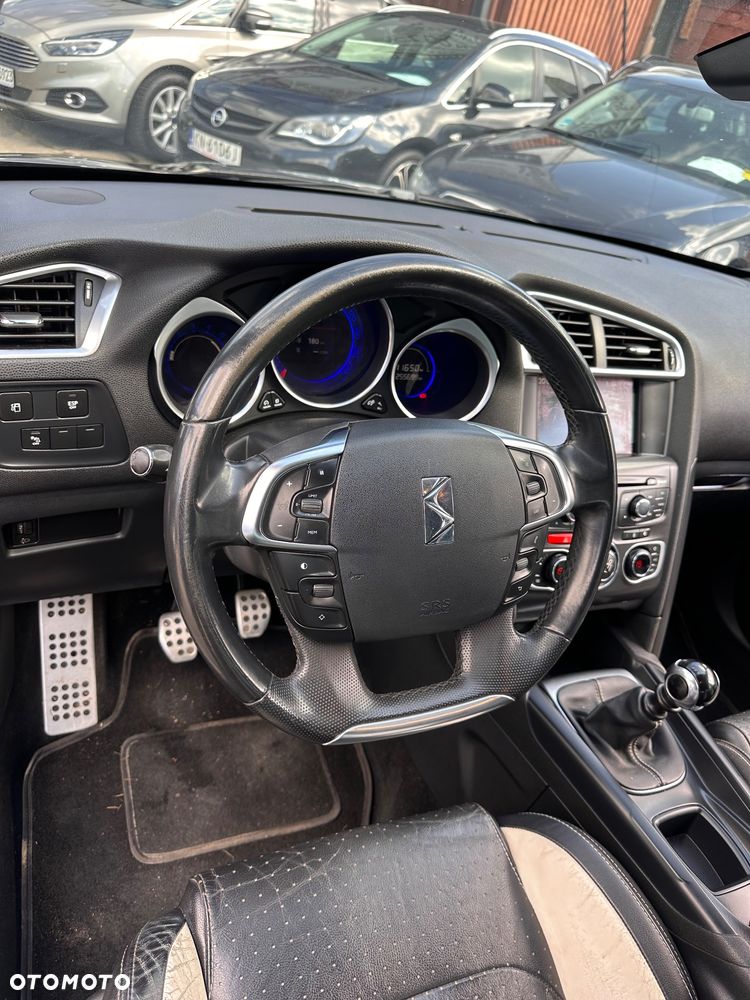 Citroën DS4 HDi 165 Pure Pearl - 12