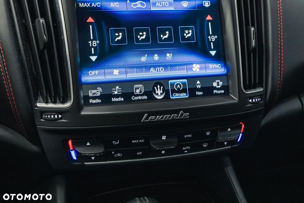 Maserati Levante - 22