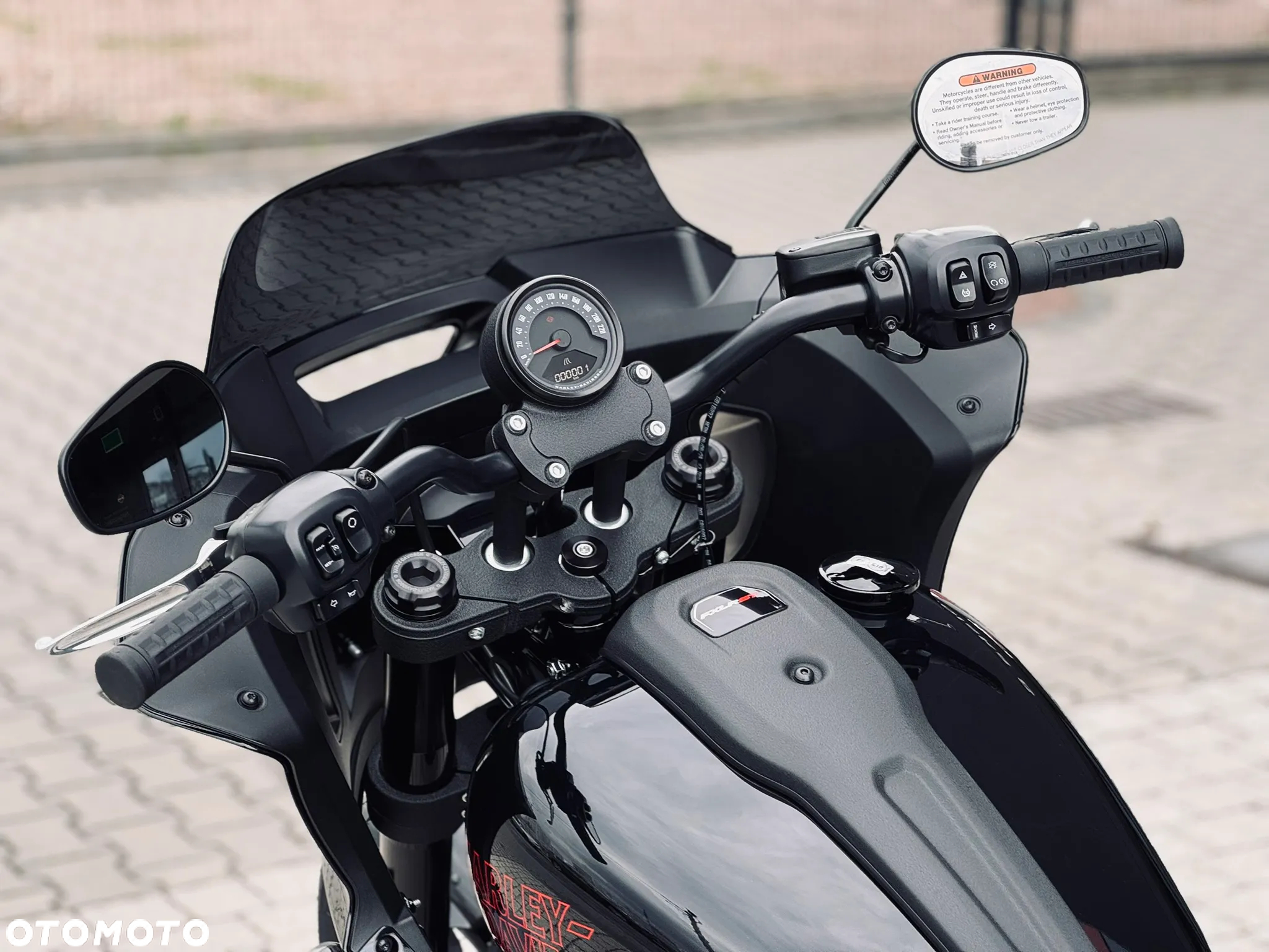 Harley-Davidson Softail Low Rider - 22