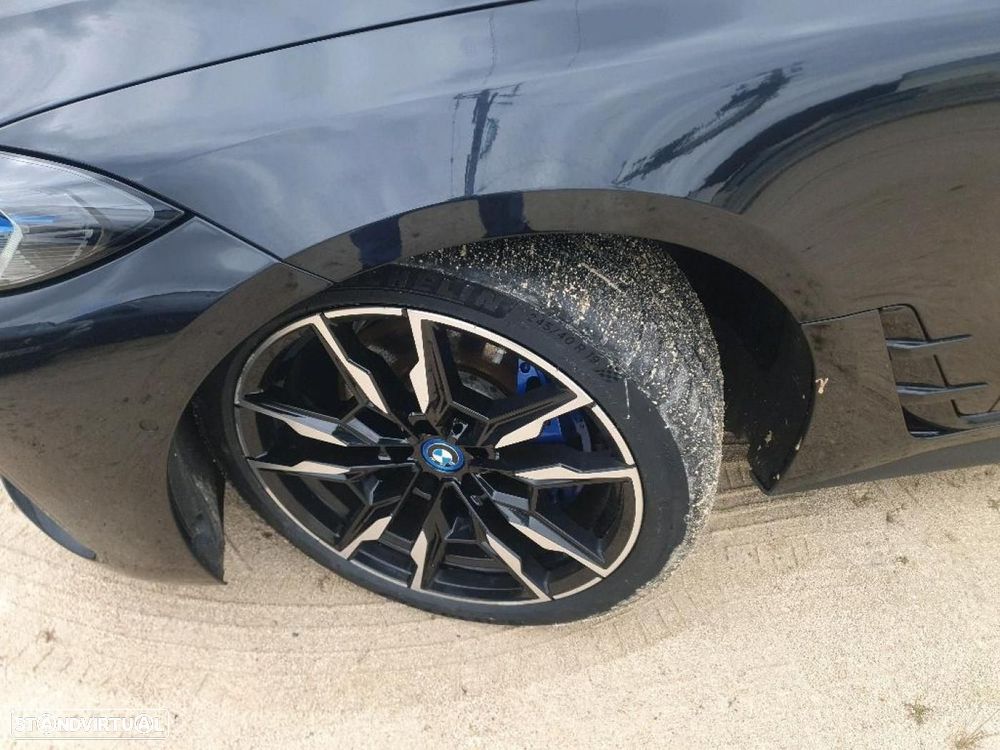 BMW i4 M50 Gran Coupe xDrive - 23