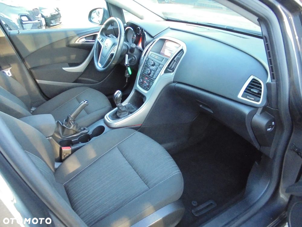 Opel Astra 1.4 Turbo Cosmo - 12