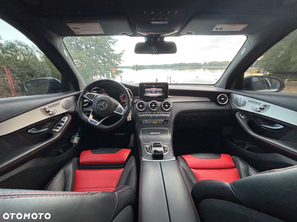 Mercedes-Benz GLC AMG 63 4Matic+ AMG Speedshift MCT - 23