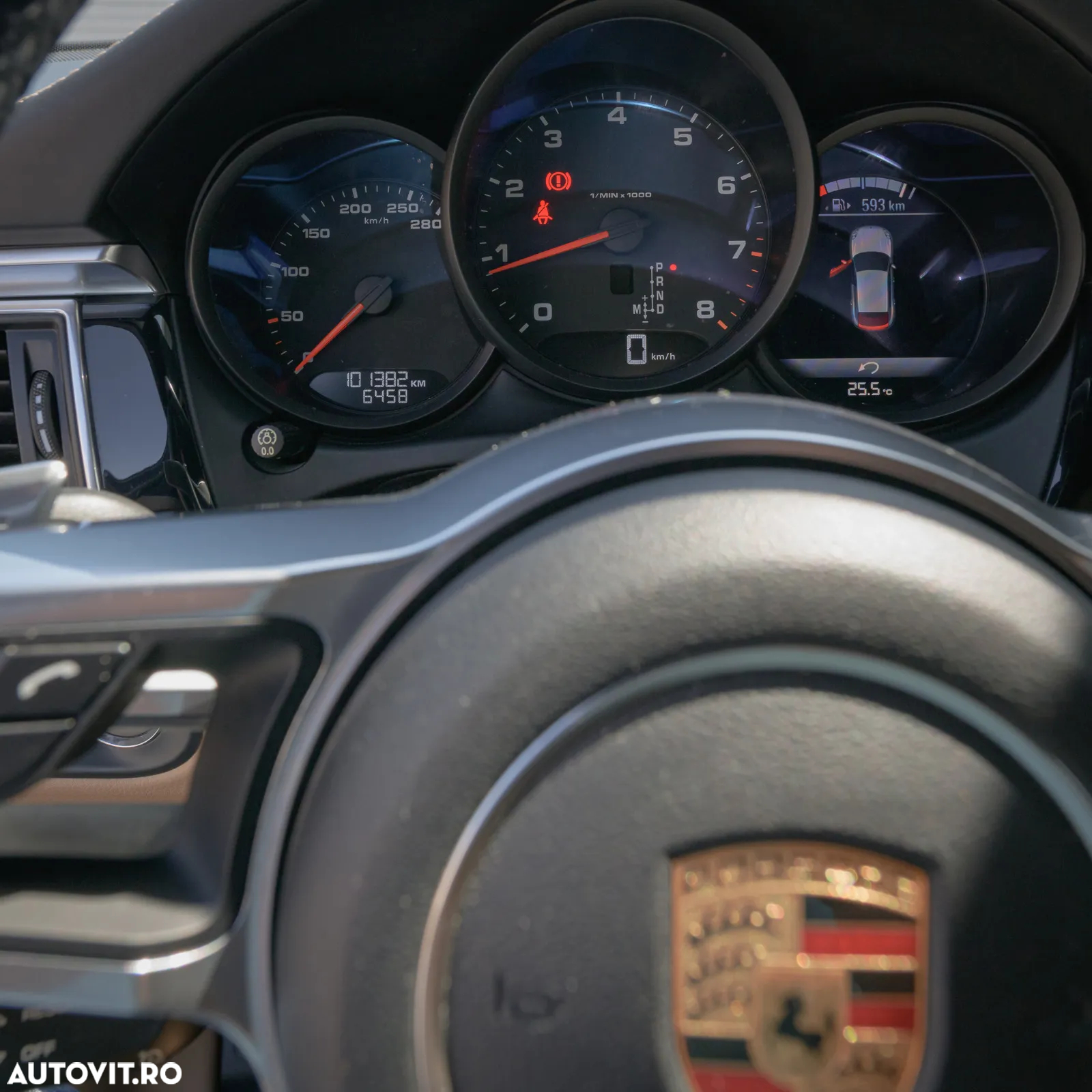 Porsche Macan Standard - 12