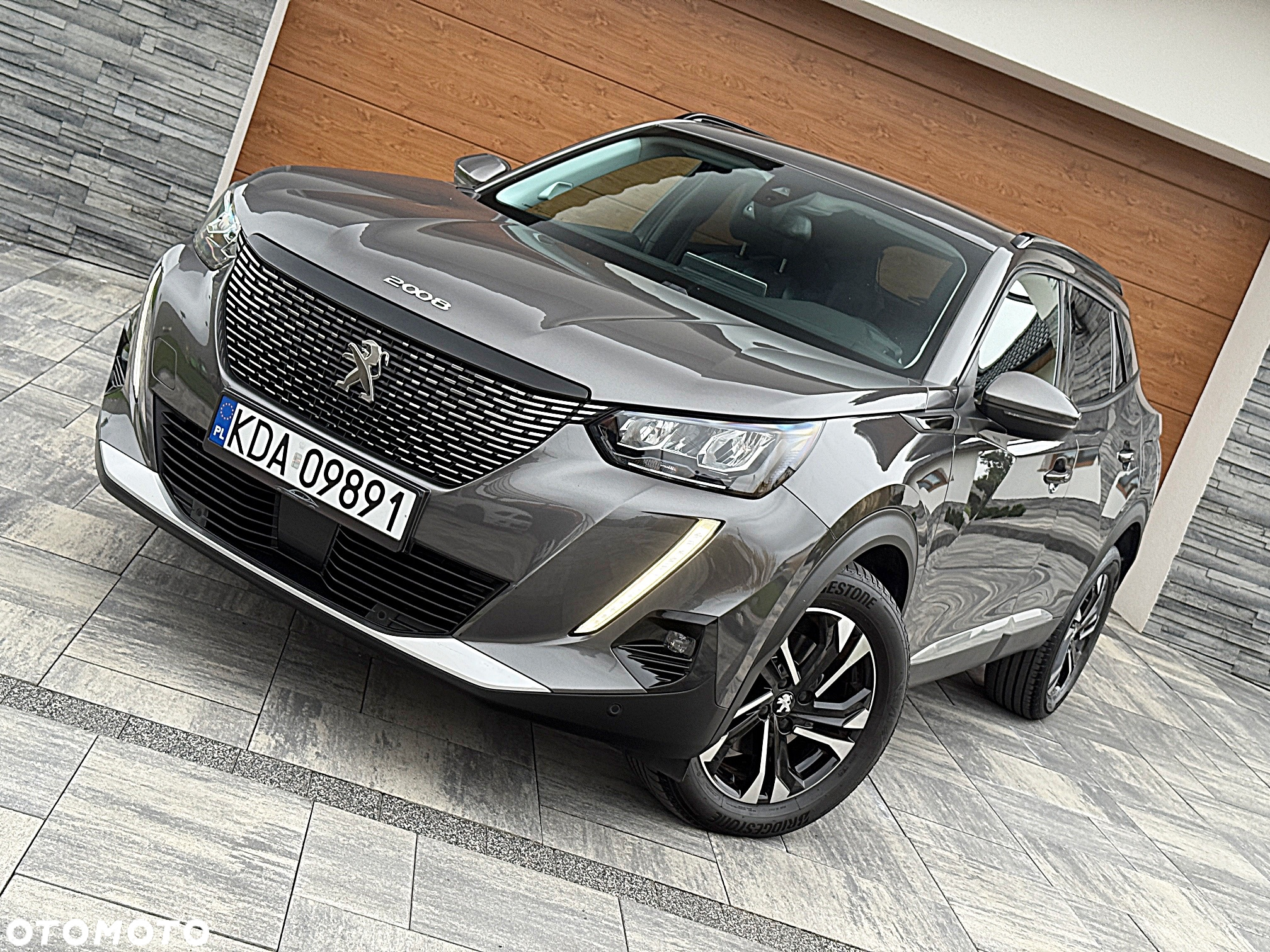 Peugeot 2008 1.5 BlueHDi Allure Pack S&S EAT8 - 28
