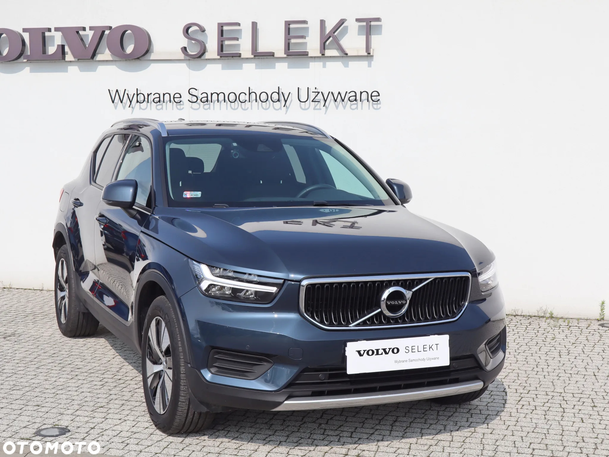 Volvo XC 40 B4 B Momentum Pro - 9